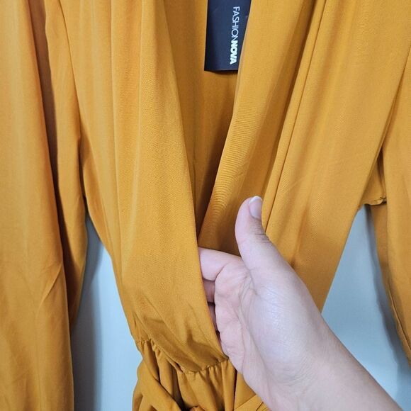 NWT Fashion Nova Stroll at the Plaza Jumpsuit. Mustard Yellow XL - Picture 9 of 16